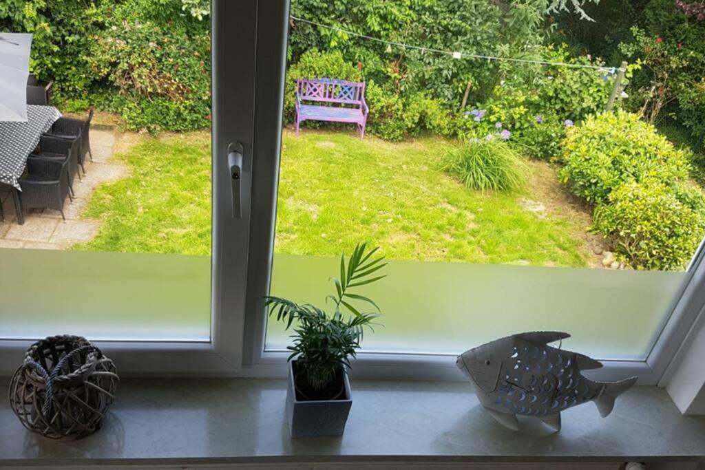 Gemuetliche Haushaelfte Mit Garten Und Terrasse 弗伦斯堡 外观 照片